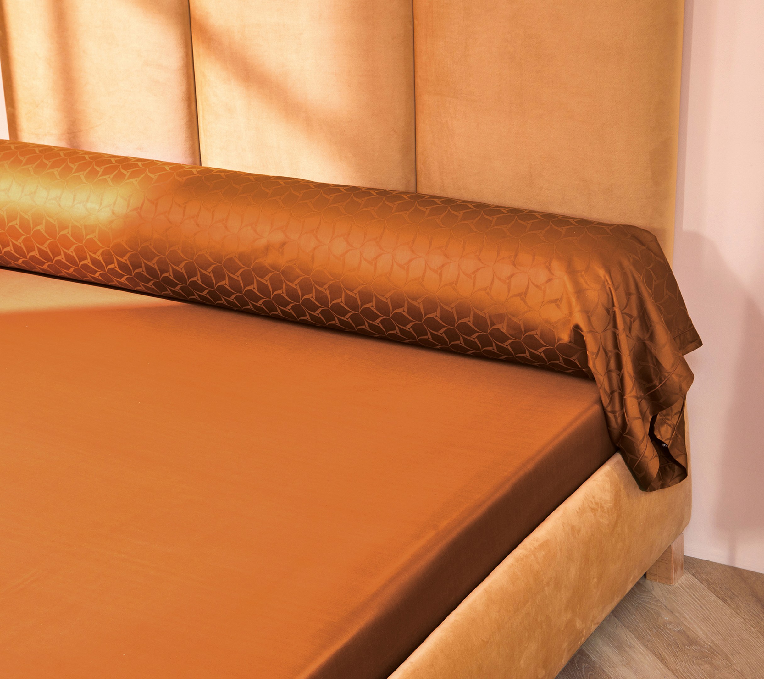 Постельное белье Blanc des Vosges Eole Cognac евро 200х220 сатин-жаккард