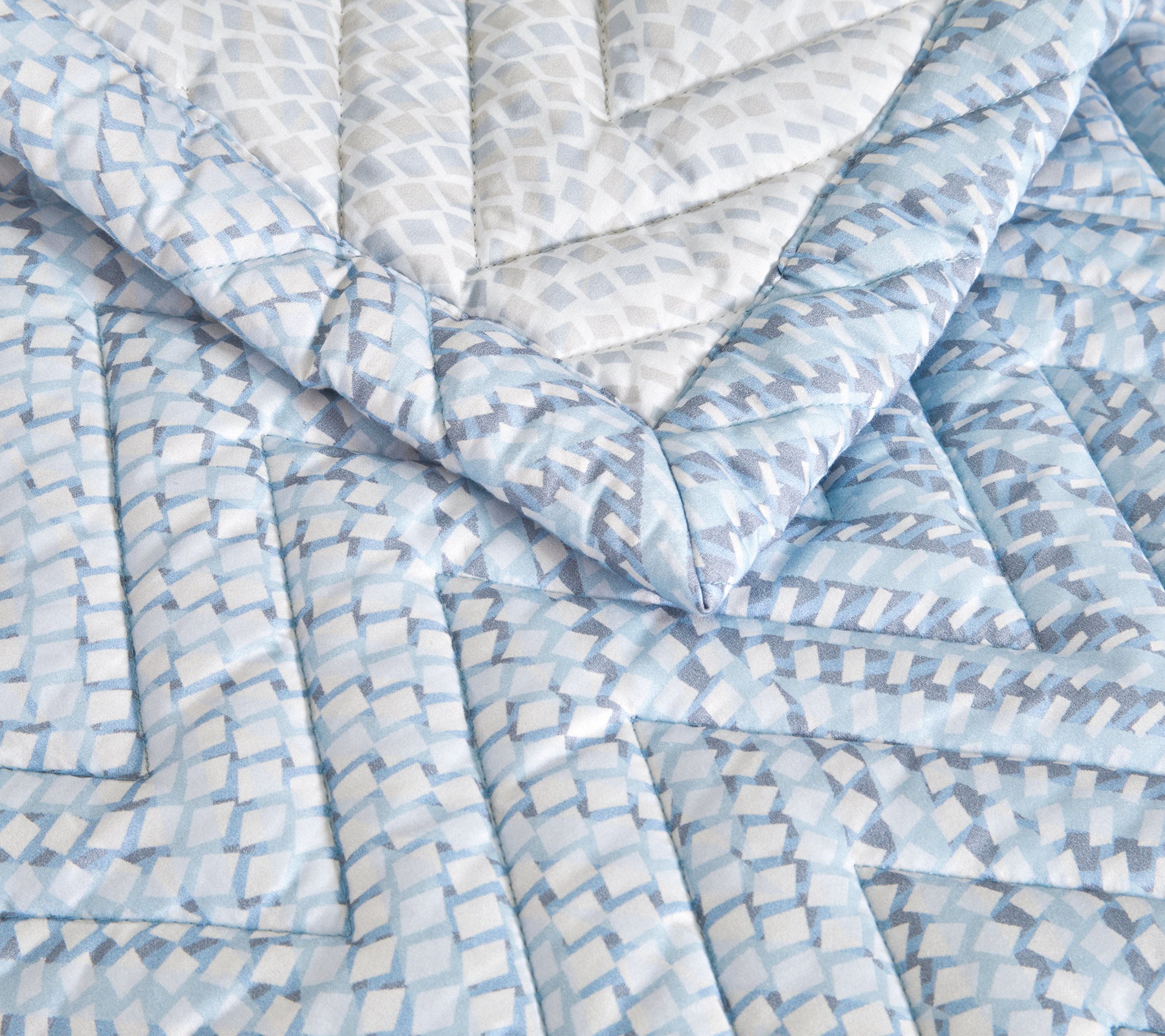 Постельное белье Blanc des Vosges Gravity Bleu Celeste евро 200х220 хлопок сатин