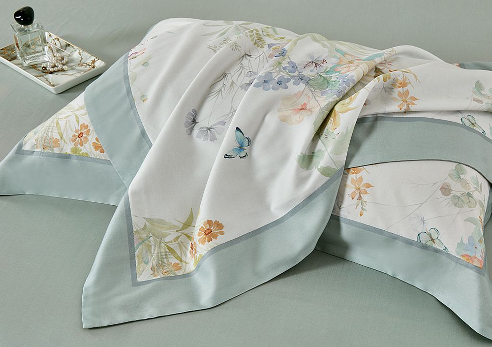 Постельное бельё с одеялом Asabella 2267-2OSP семейное 2/160х220 фланель