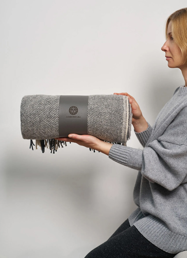 Плед шерстяной Luxberry Woolen Grey 150х200 серо-графитовый