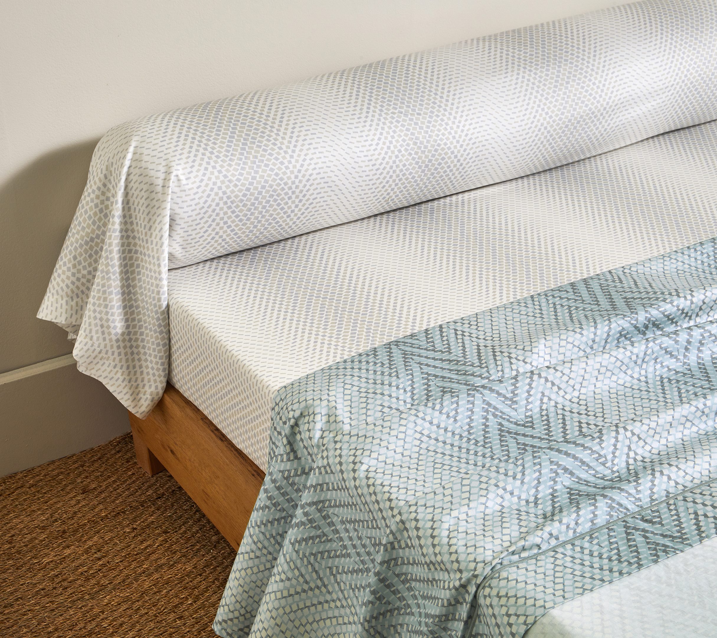 Постельное белье Blanc des Vosges Gravity Bleu Celeste евро 200х220 хлопок сатин