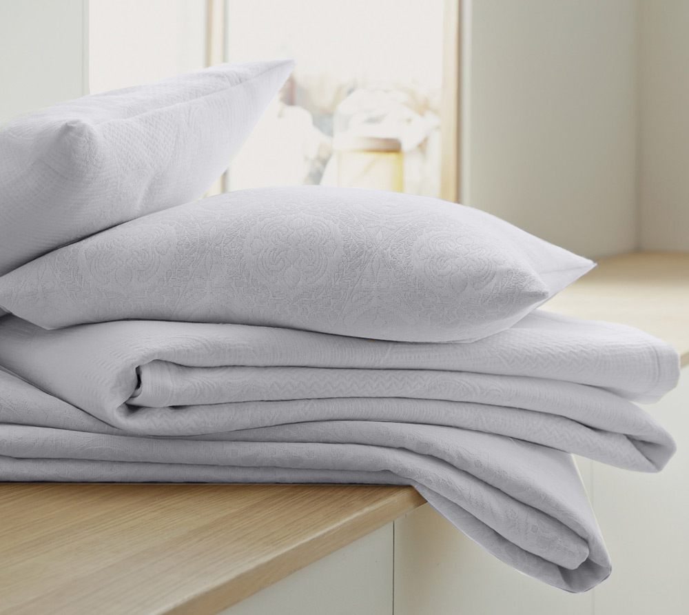 Покрывало Blanc des Vosges Verone Blanc 180х250 хлопок