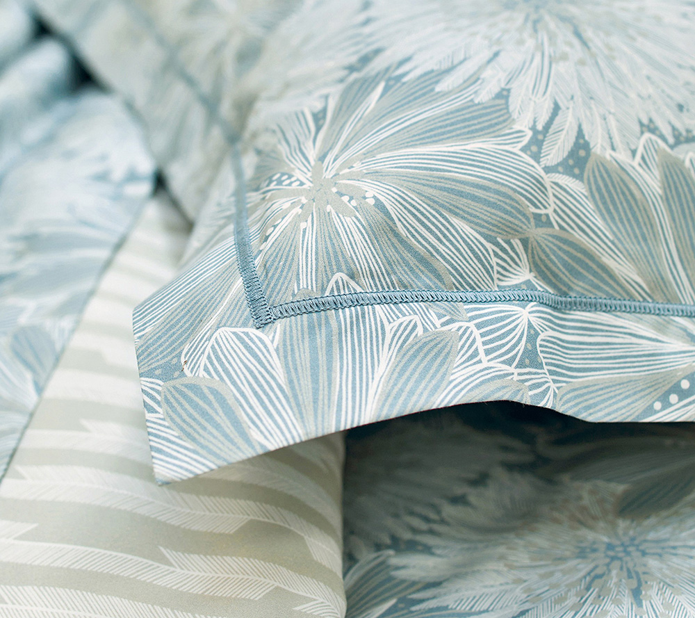 Постельное белье Blanc des Vosges Serenite Bleu Ciel евро 200х220 перкаль