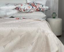 Покрывало Blumarine Jennifer Ecru 270х270 жаккард - фото 1 Покрывало Blumarine Jennifer Ecru 270х270 жаккард - фото 1