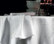 Скатерть Blanc Des Vosges Ombelle Blanc 175х175 жаккард хлопок в интернет-магазине Posteleon